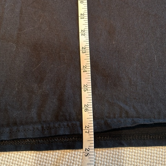 No One Fights Alone - Breast Cancer awareness Tee shirt - XL - Picture 7 of 7